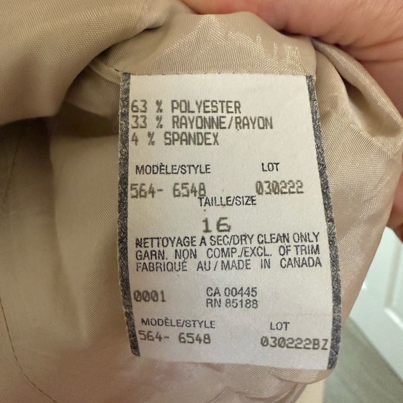 Simons Beige Blazer - Picture 4 of 4